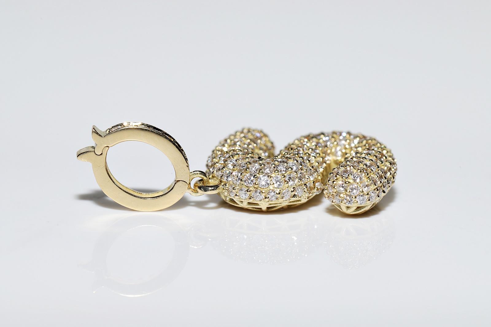 Ciondolo con lettera S decorata con diamanti naturali in oro 18k di nuova fabbricazione in vendita 5