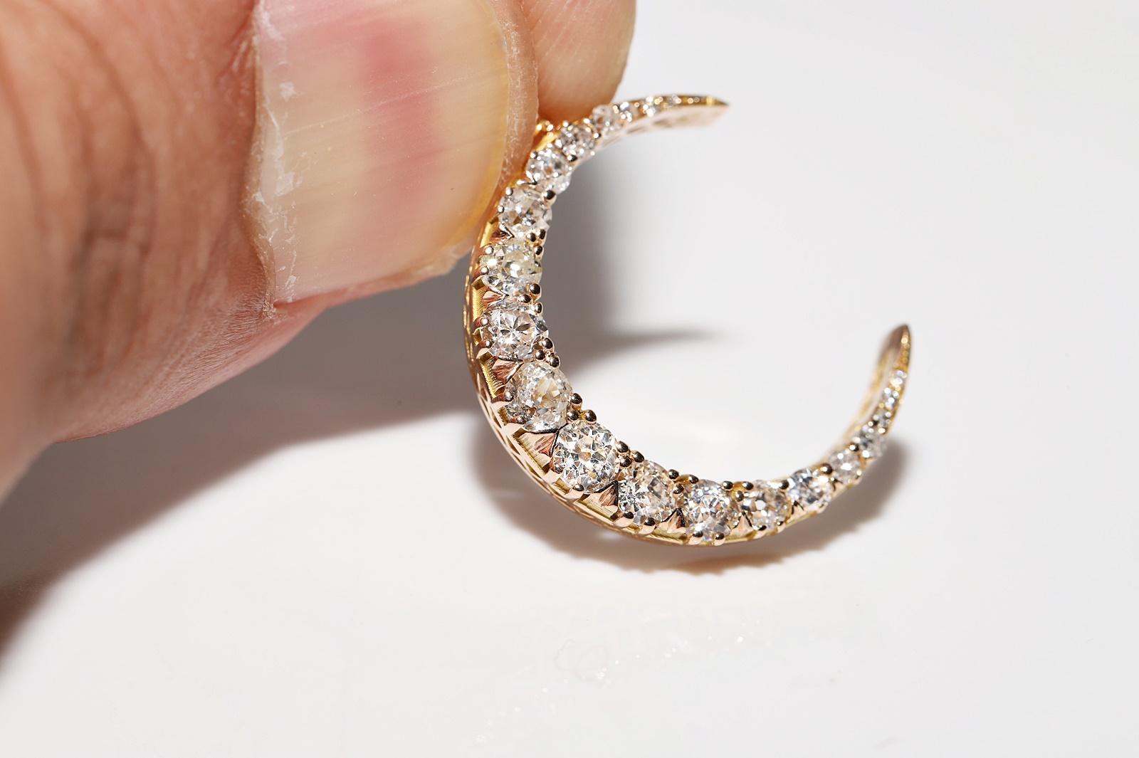 Collana con ciondolo New Moon in oro 18k con diamanti naturali decorati in vendita 4