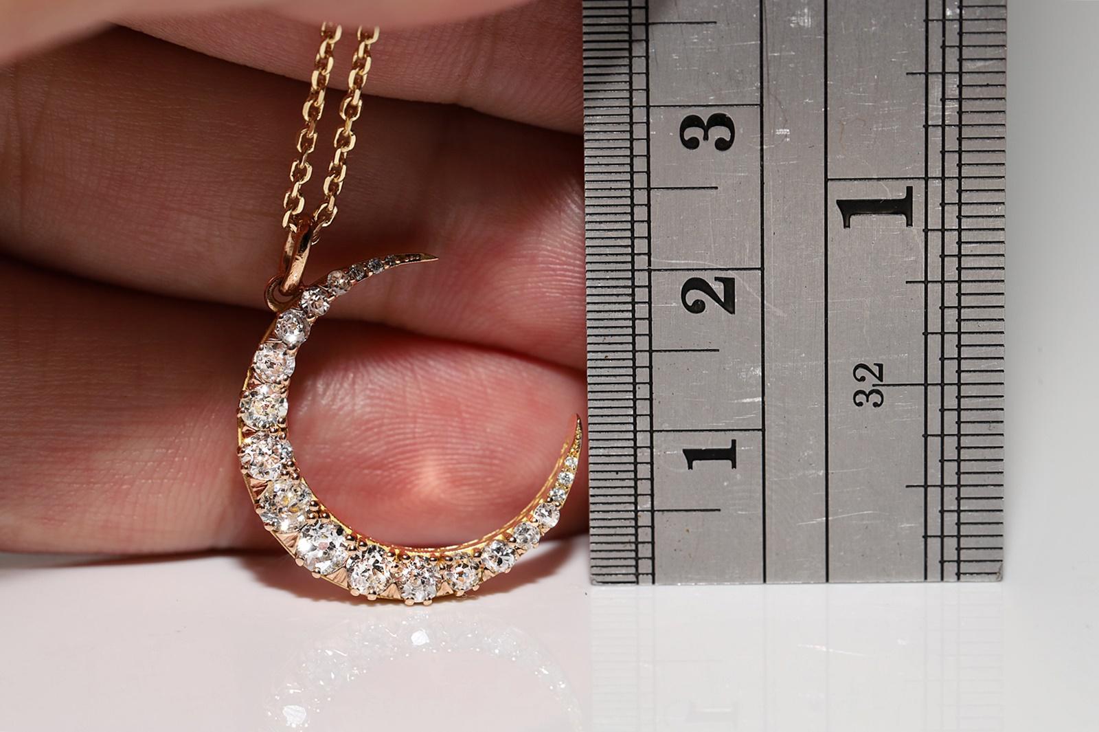 Collana con ciondolo New Moon in oro 18k con diamanti naturali decorati in vendita 11
