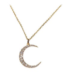 New Made Collier pendentif lune en or 18k orné de diamants naturels