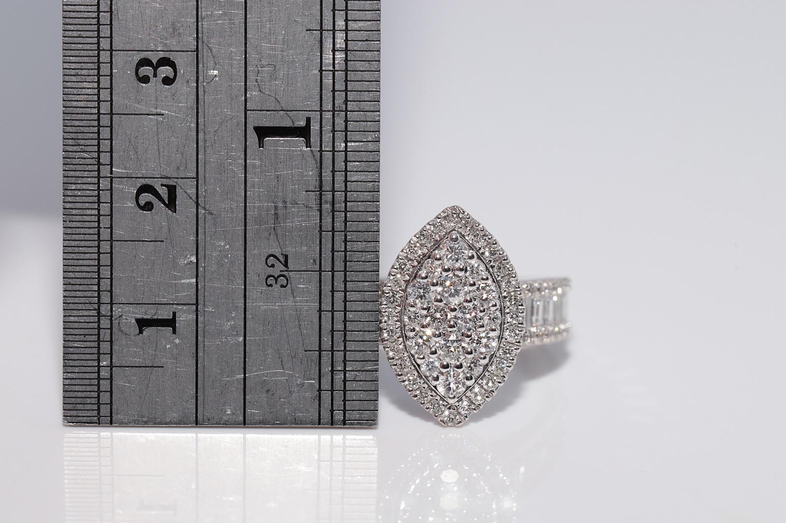 New Made 18k Gold natürlichen Diamanten verziert Navette Ring im Angebot 6