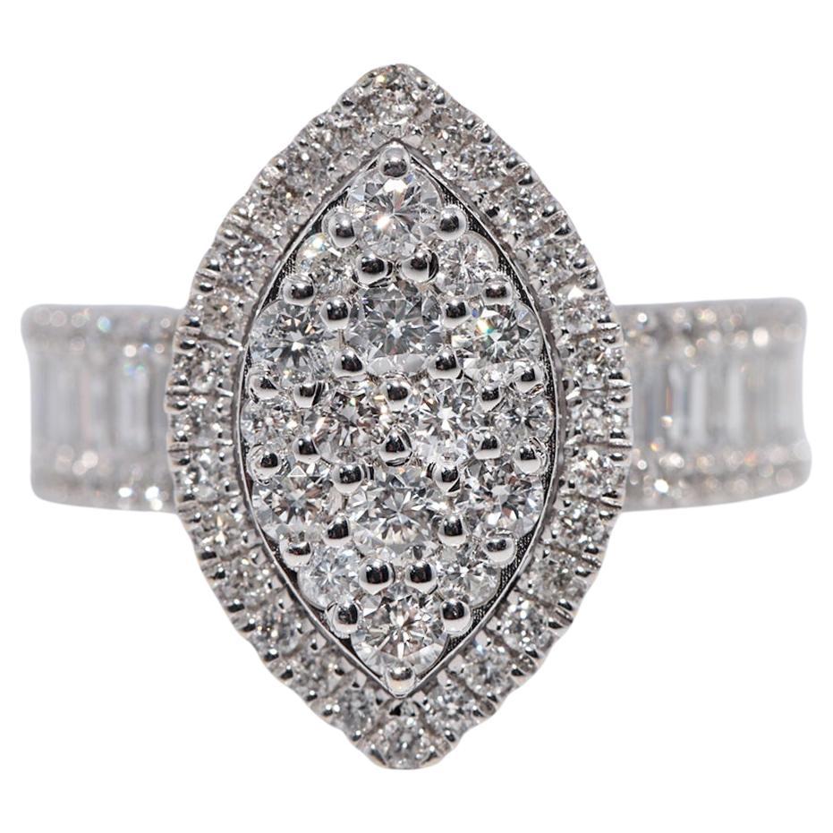 Anello Navette decorato con diamanti naturali in oro 18k di nuova produzione