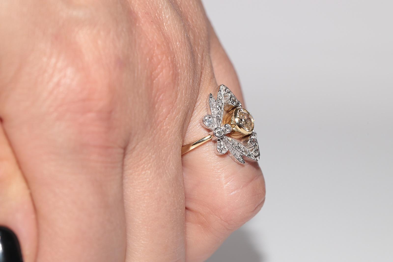 Taille brillant Bague de style navette en or 18 carats, neuve et décorée de diamants naturels en vente