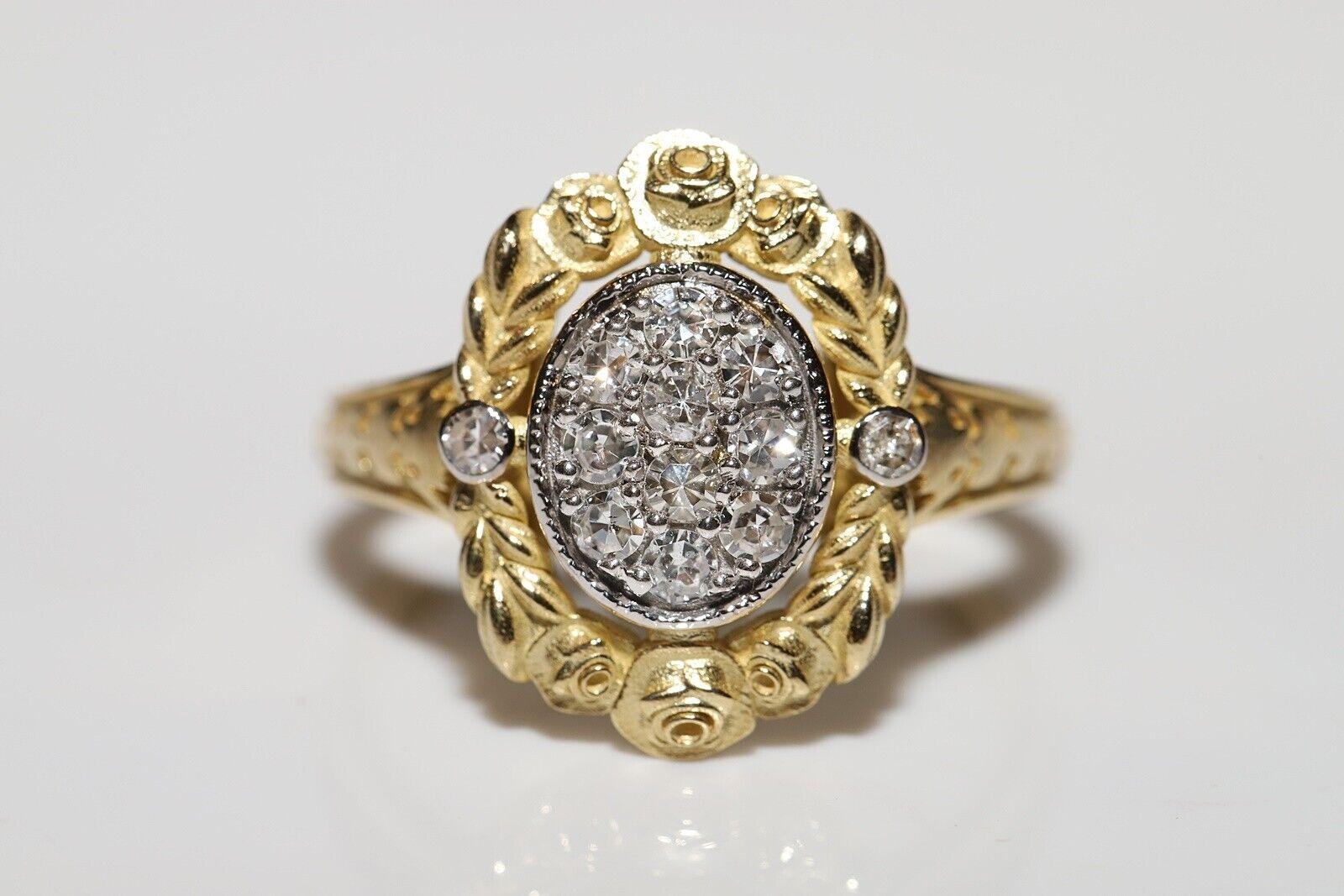  New Made 18k Gold Natural Diamond Decorated Pretty Ring For Sale 6