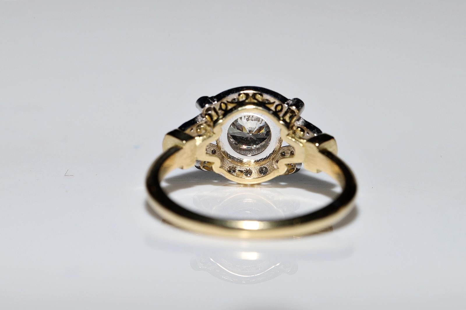 Jolie bague en or 18k ornée de diamants naturels, de fabrication récente en vente 8