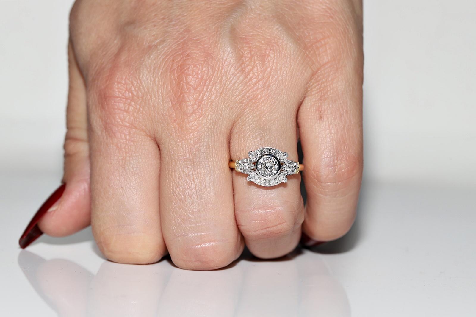 Moderne Jolie bague en or 18k ornée de diamants naturels, de fabrication récente en vente