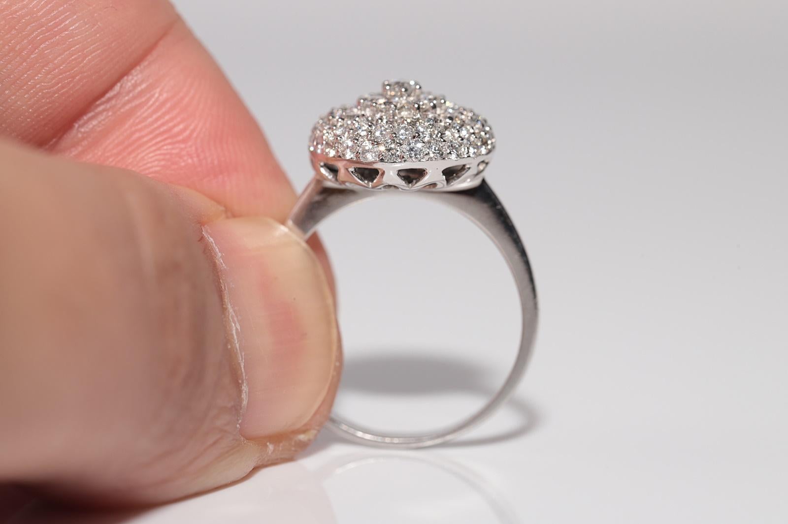 Anillo Bonito Estilo Redondo Decorado con Diamantes Naturales de Oro de 18k de Nueva Fabricación en venta 1