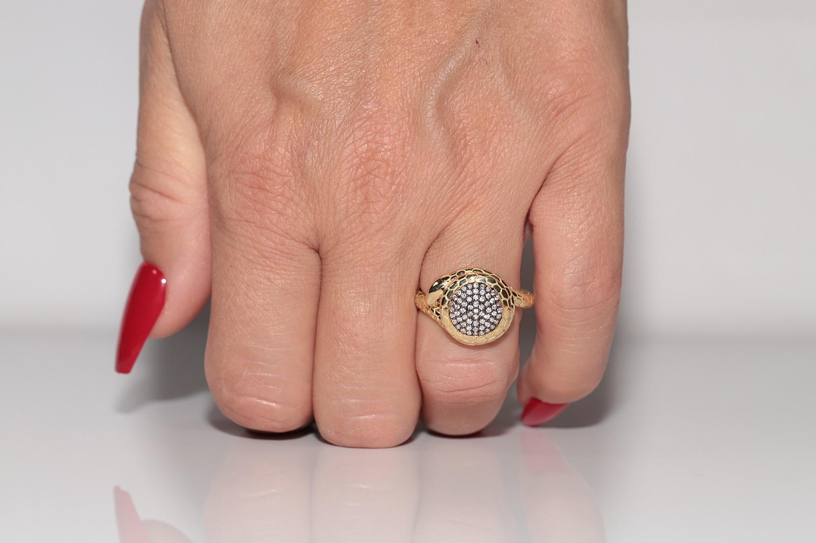 New Made 18k Gold natürlichen Diamanten dekoriert Schlange Design Ring im Angebot 9
