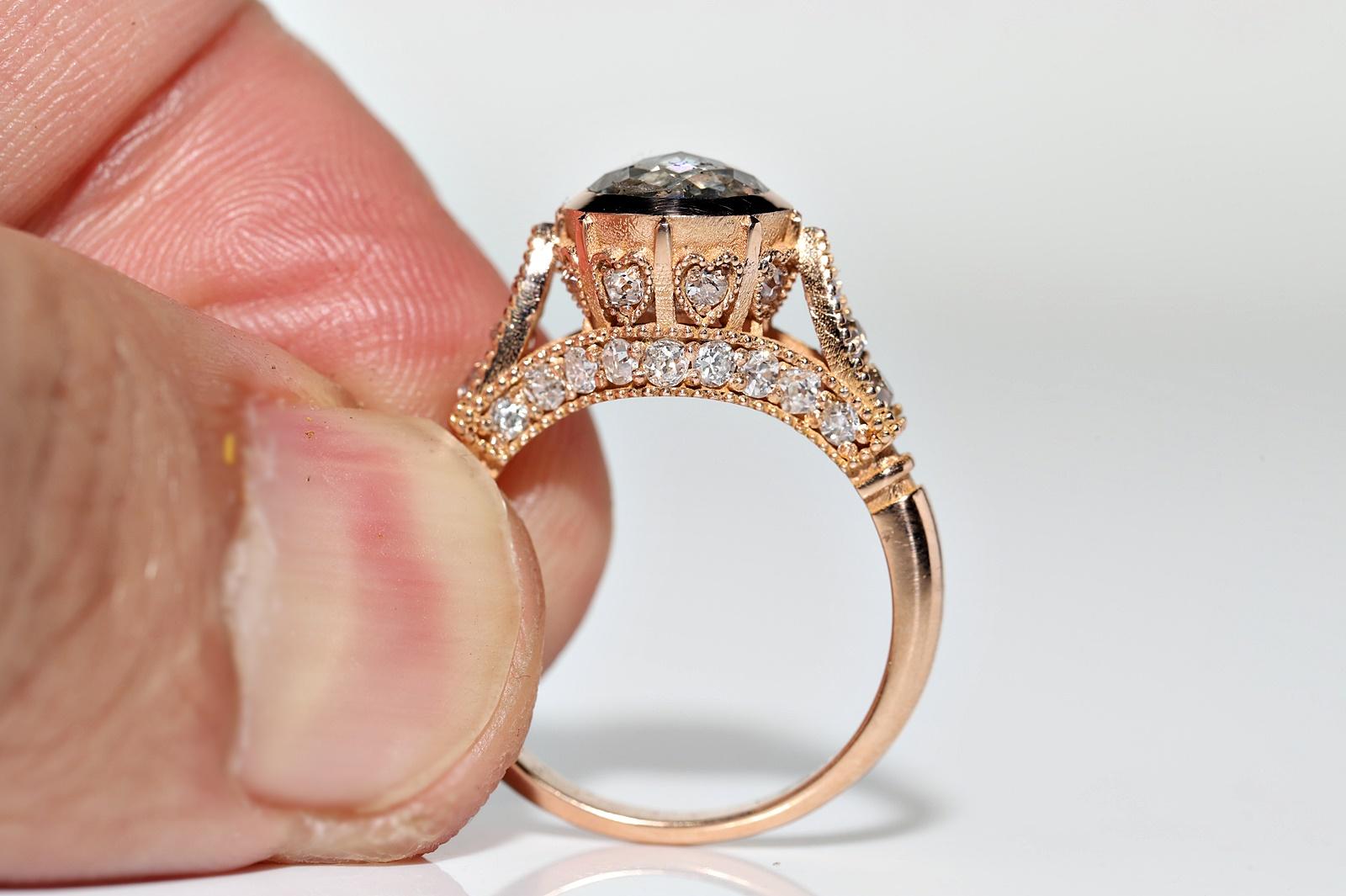 New Made 18k Gold Natural Diamond Decorated Solitaire Amazing Ring For Sale 1