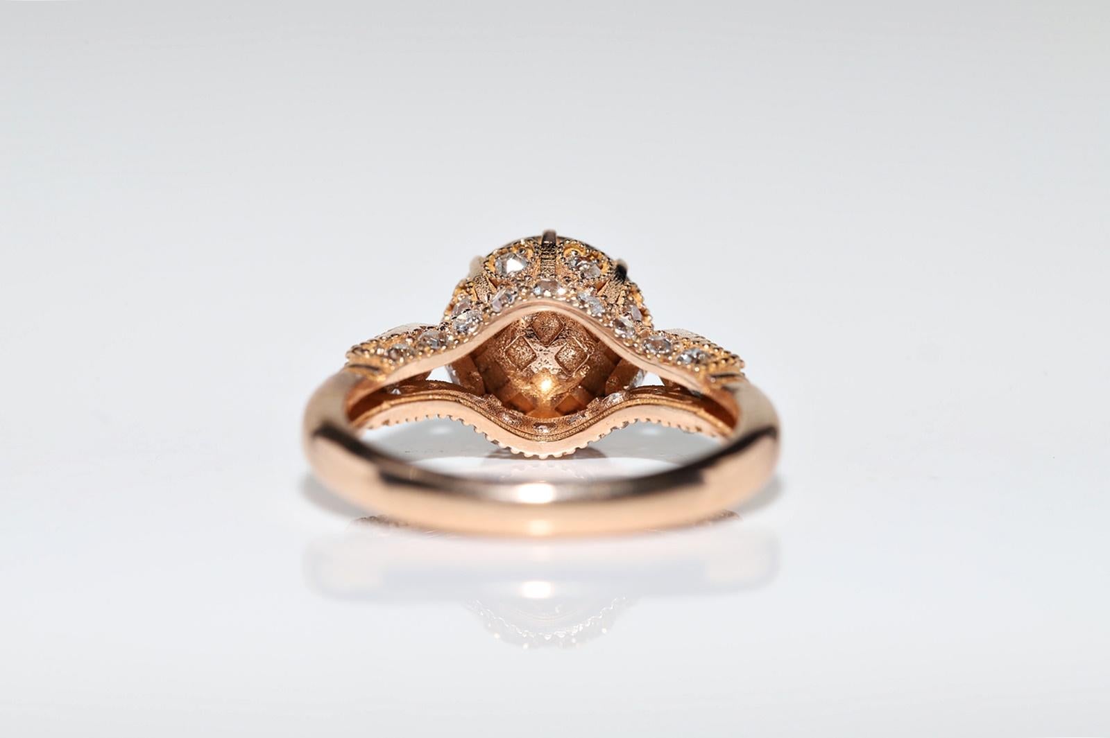 New Made 18k Gold Natural Diamond Decorated Solitaire Amazing Ring For Sale 2