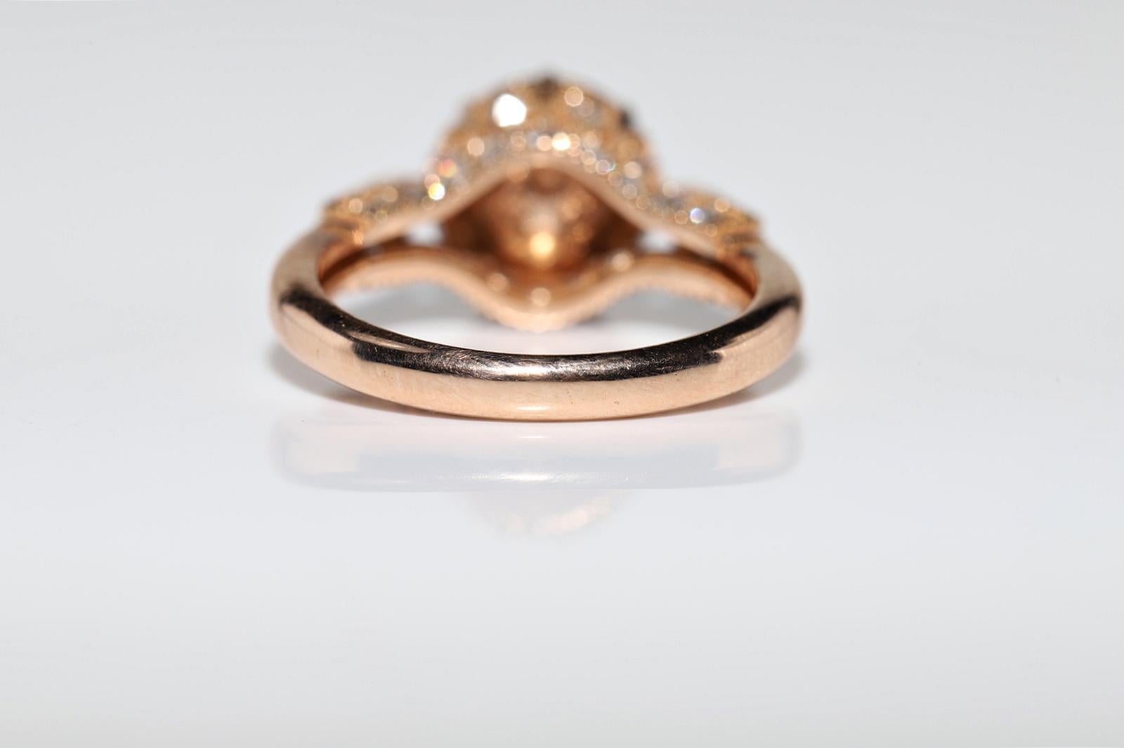 New Made 18k Gold Natural Diamond Decorated Solitaire Amazing Ring For Sale 3