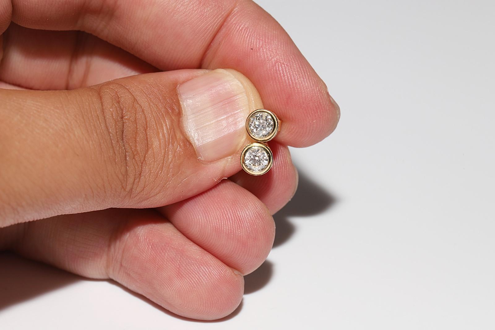 New Made 18k Gold Natural Diamond Decorated Solitaire Earring For Sale 6