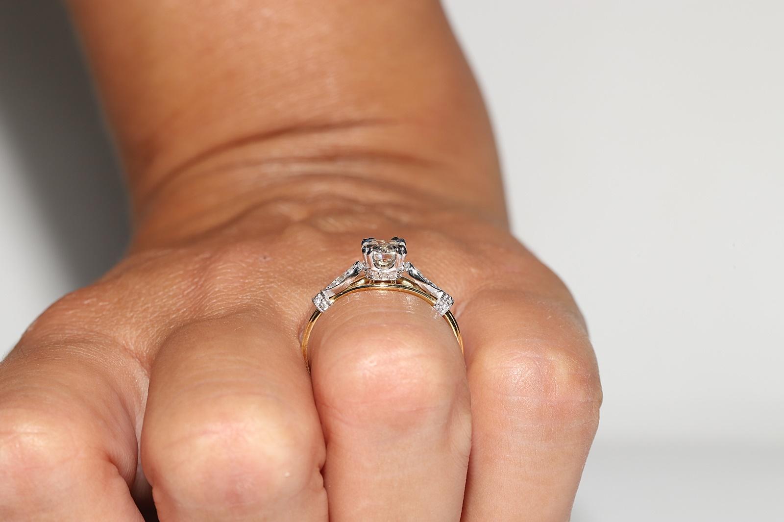 Anello nuziale decorato con diamanti naturali in oro 18k di nuova produzione in vendita 13