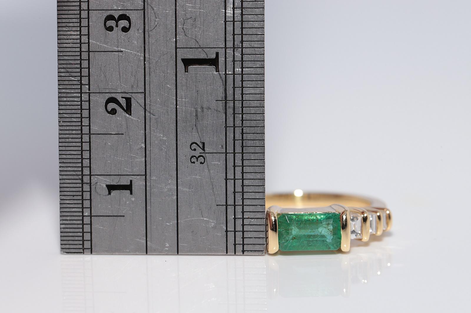 New Made 18k Gold natürlichen Smaragd und Baguette-Schliff Diamant dekoriert Ring im Angebot 5