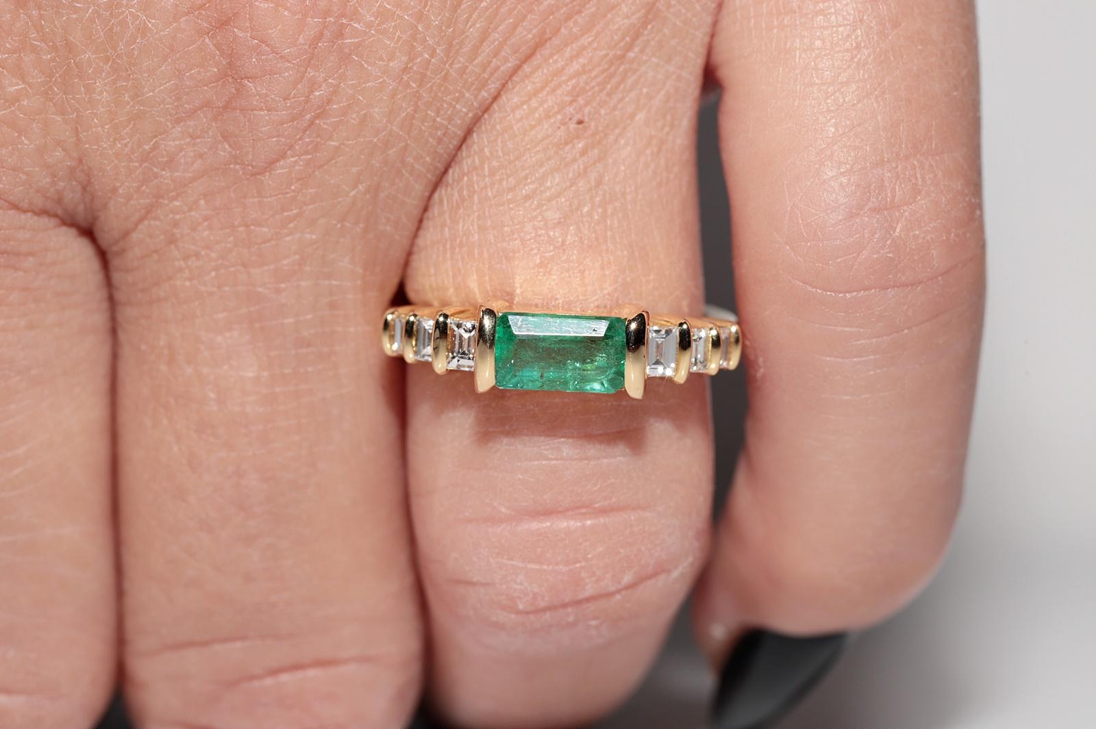 New Made 18k Gold natürlichen Smaragd und Baguette-Schliff Diamant dekoriert Ring im Angebot 9