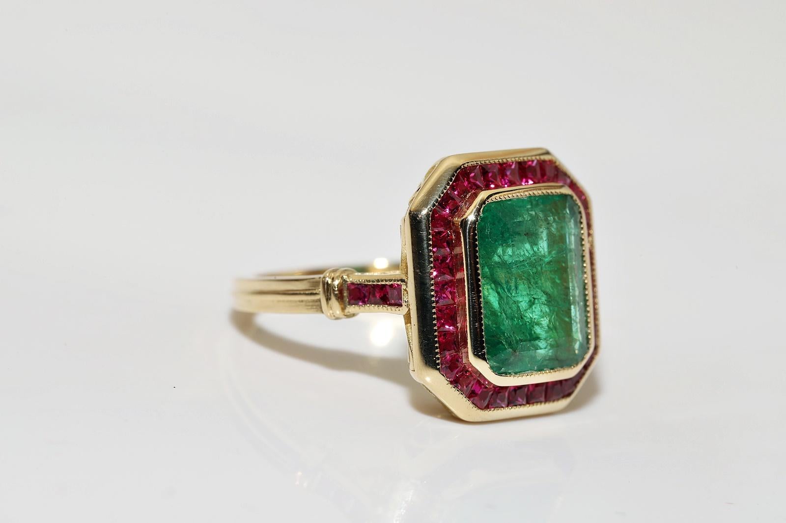 New Made 18k Gold Natural Emerald And Caliber Ruby Decorated Ring In Good Condition For Sale In Fatih/İstanbul, 34