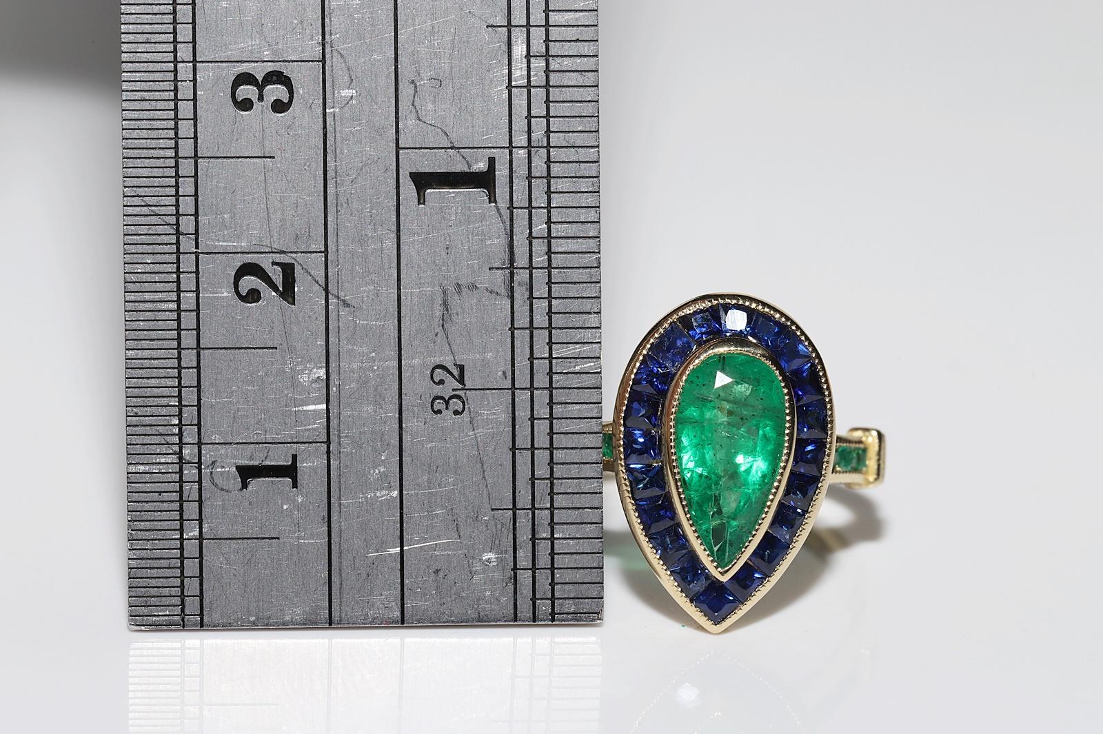 New Made 18k Gold Natural Emerald And Sapphire Decorated Drop Ring For Sale 5