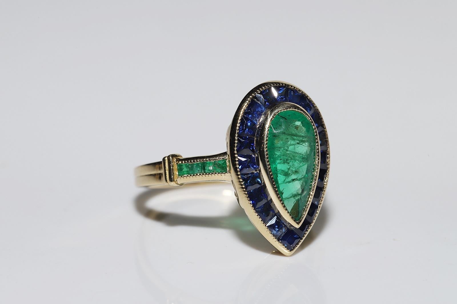 Modern New Made 18k Gold Natural Emerald And Sapphire Decorated Drop Ring For Sale