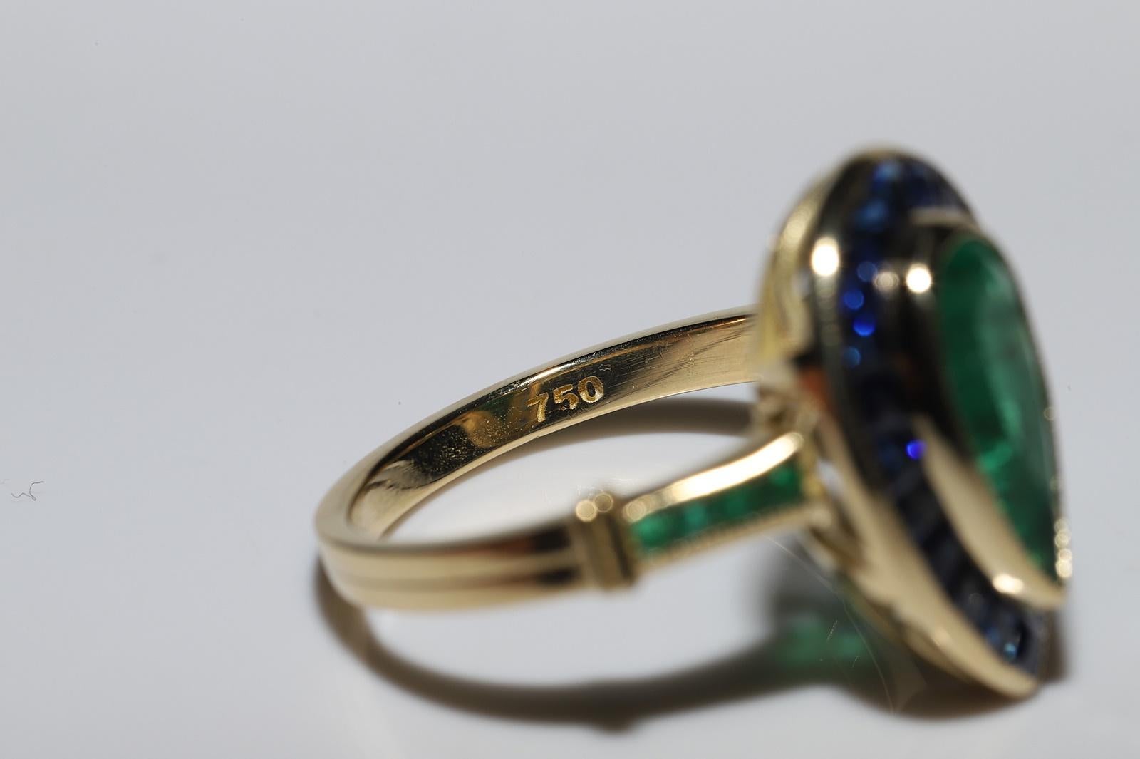 Pear Cut New Made 18k Gold Natural Emerald And Sapphire Decorated Drop Ring For Sale