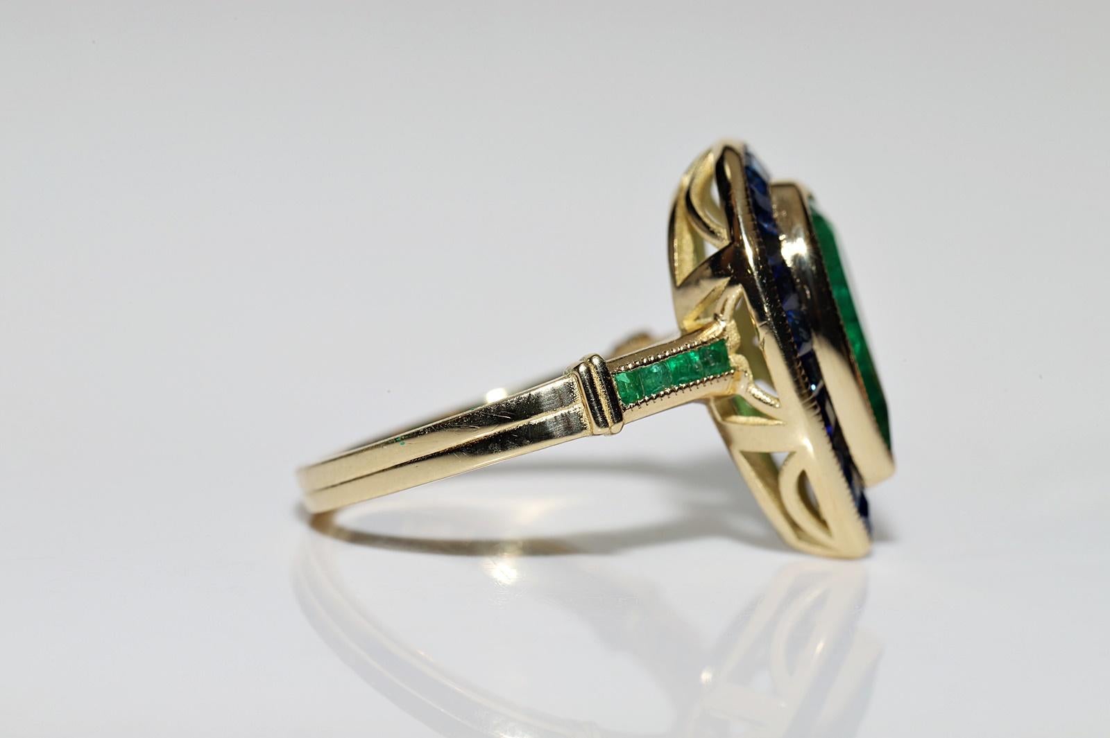 New Made 18k Gold Natural Emerald And Sapphire Decorated Drop Ring For Sale 2