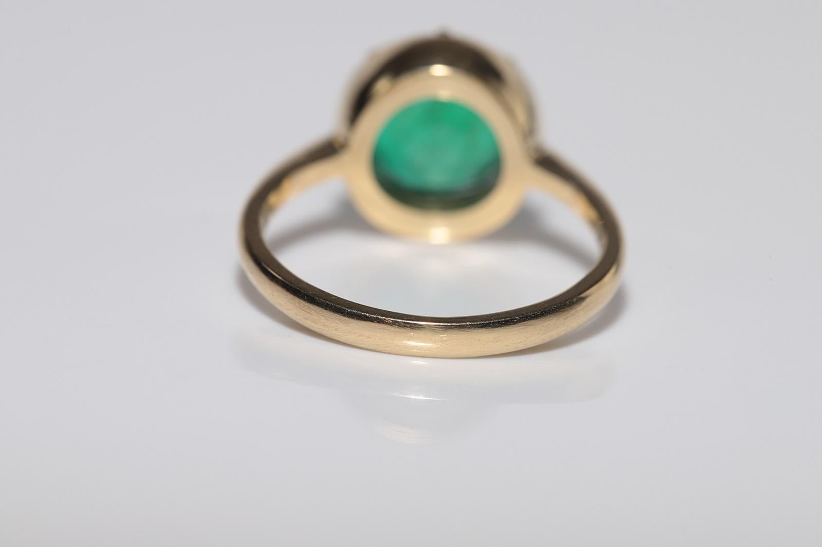 Neu Hergestellter 18k Gold Natürlicher Smaragd Dekorierter Solitär Ehering mit Smaragdverzierung im Angebot 5