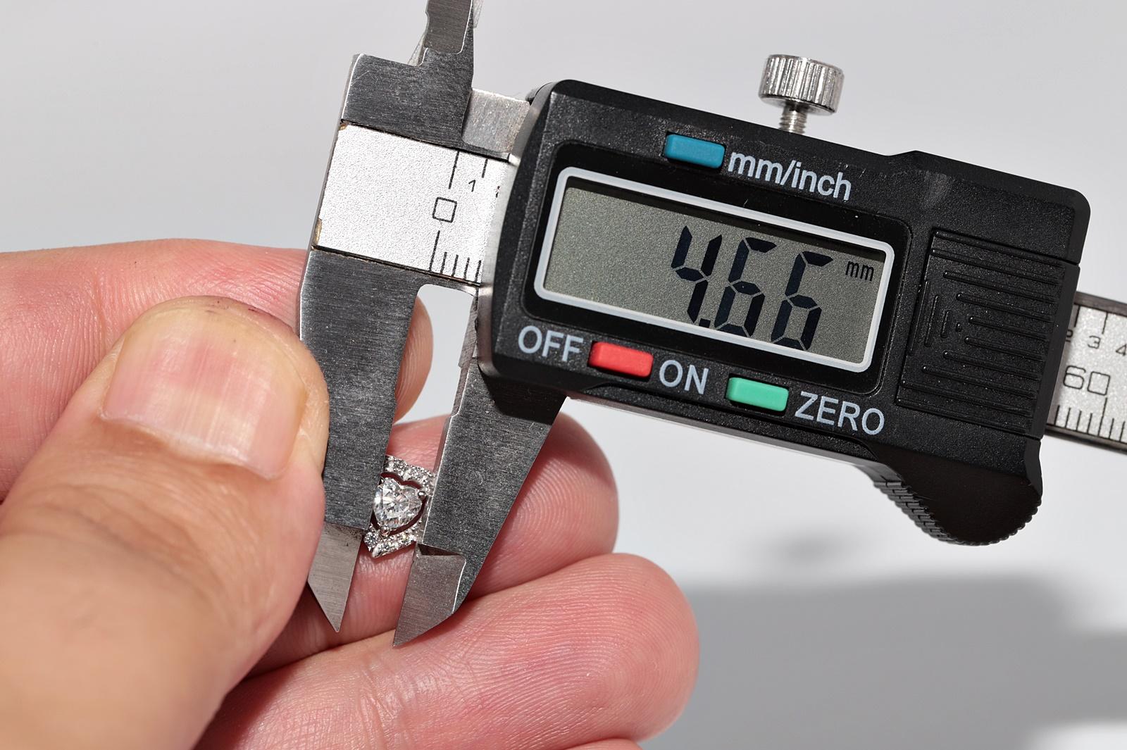 New Made 18k Gold natürlichen Herzschliff und Brillantschliff Diamantring im Angebot 7