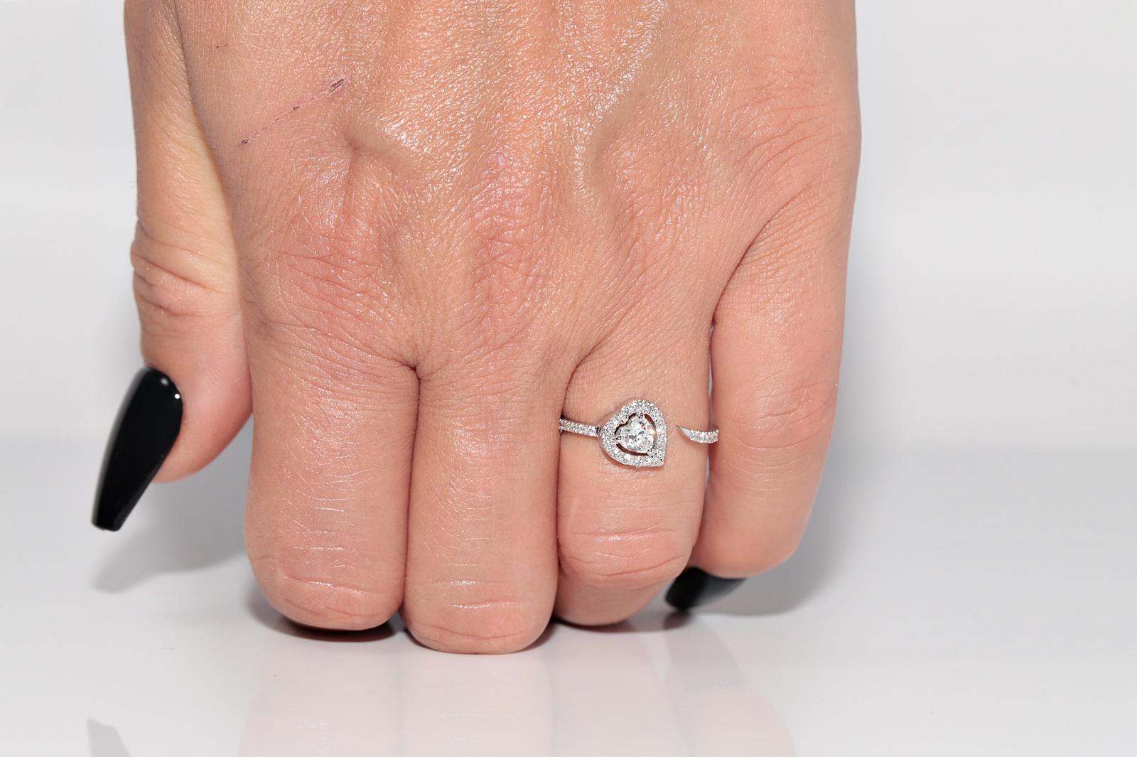 Anillo de diamantes naturales talla corazón y talla brillante en oro de 18 quilates de nueva factura en venta 9