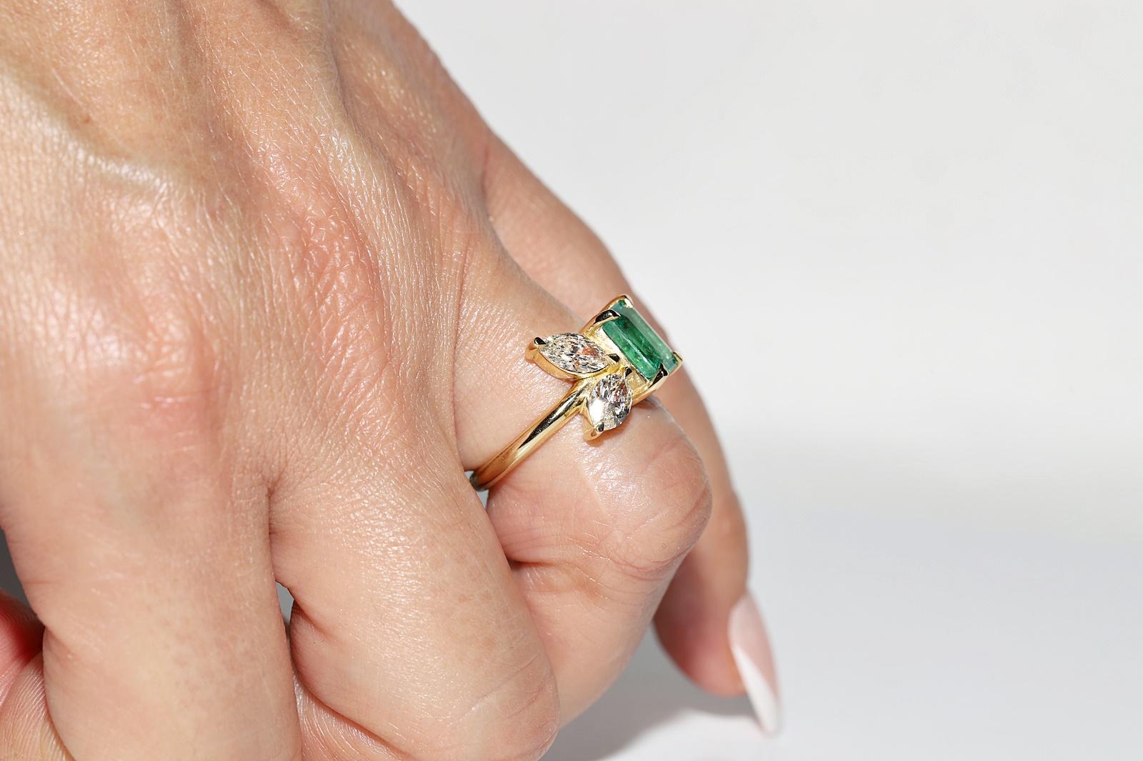 New Made 18k Gold Natural Marquise Cut Diamond And Emerald Decorated Ring  For Sale 11