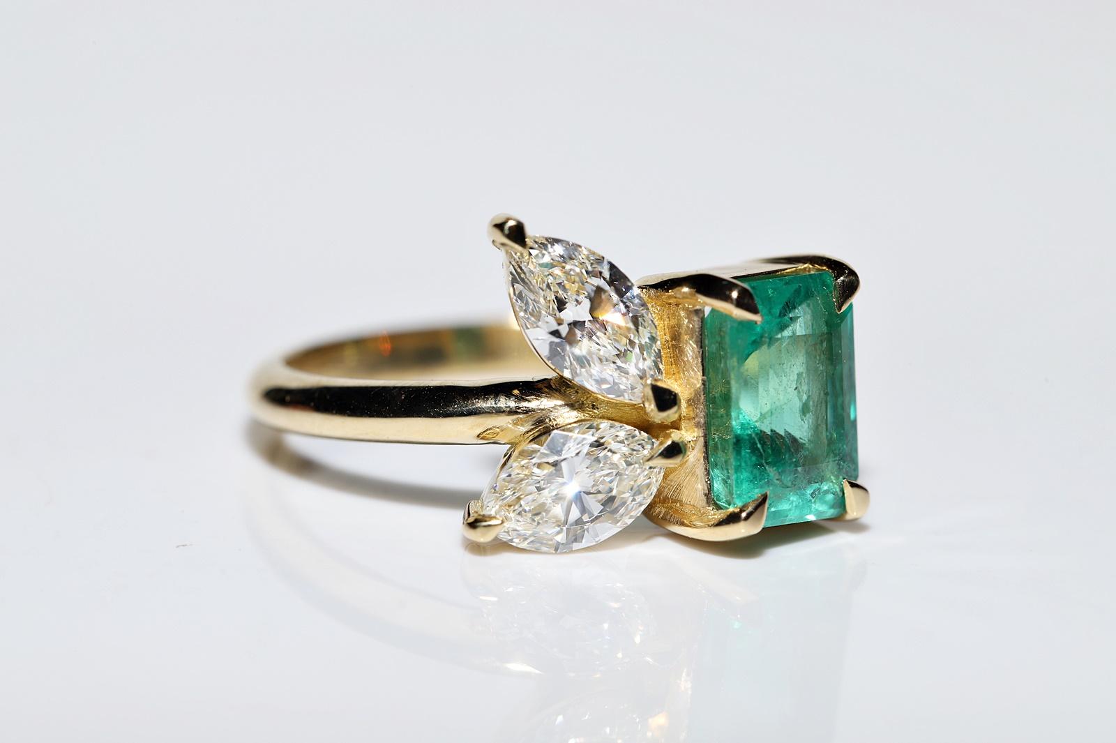 Modern New Made 18k Gold Natural Marquise Cut Diamond And Emerald Decorated Ring  For Sale