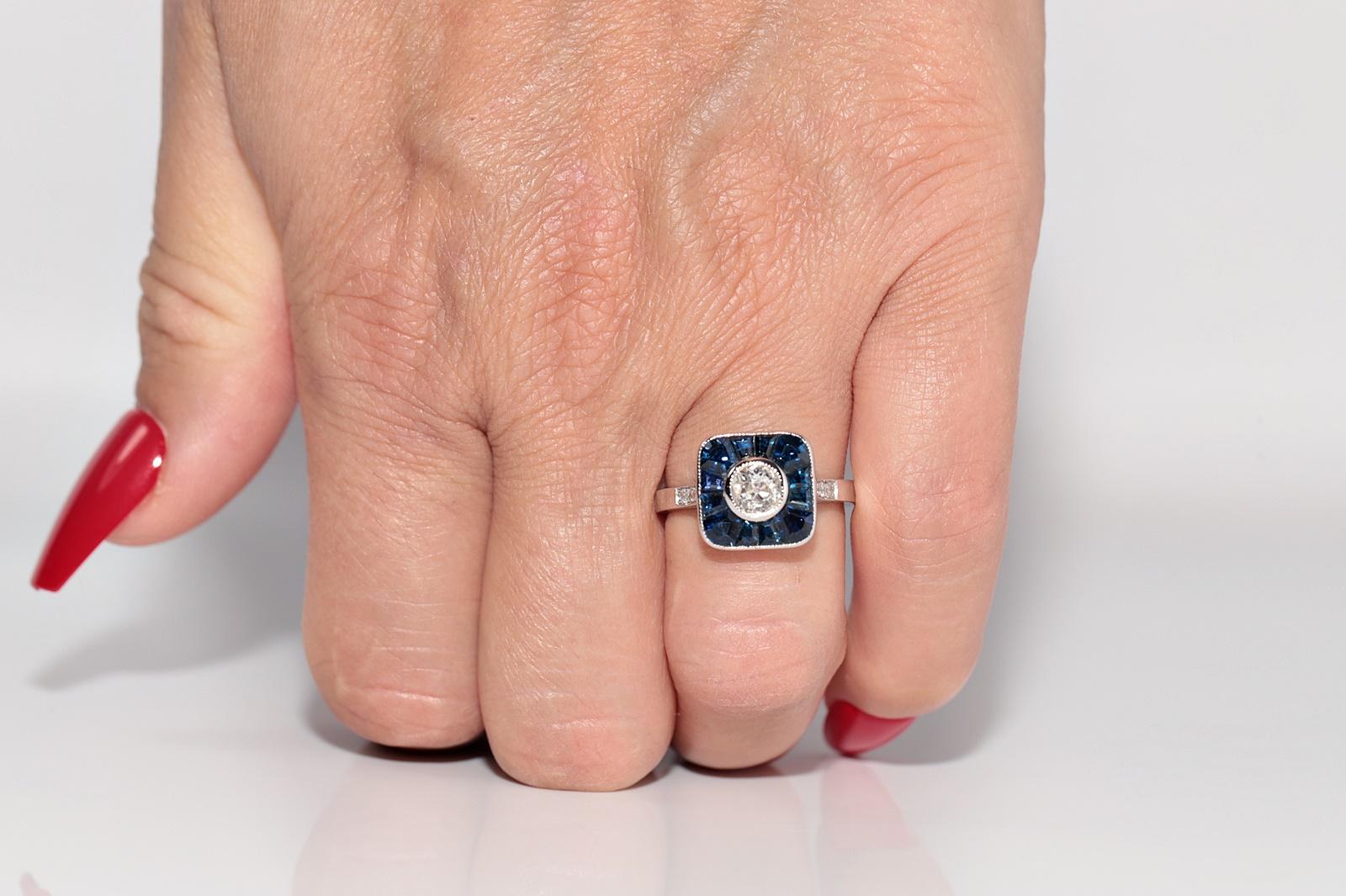 Neuer Ring aus 18 Karat Gold mit natürlichem Diamanten im Altschliff und Saphiren im Baguetteschliff im Angebot 10