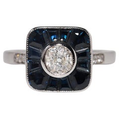 Bague neuve fabriquée en or 18 carats avec diamants naturels taille ancienne et saphirs taille baguette