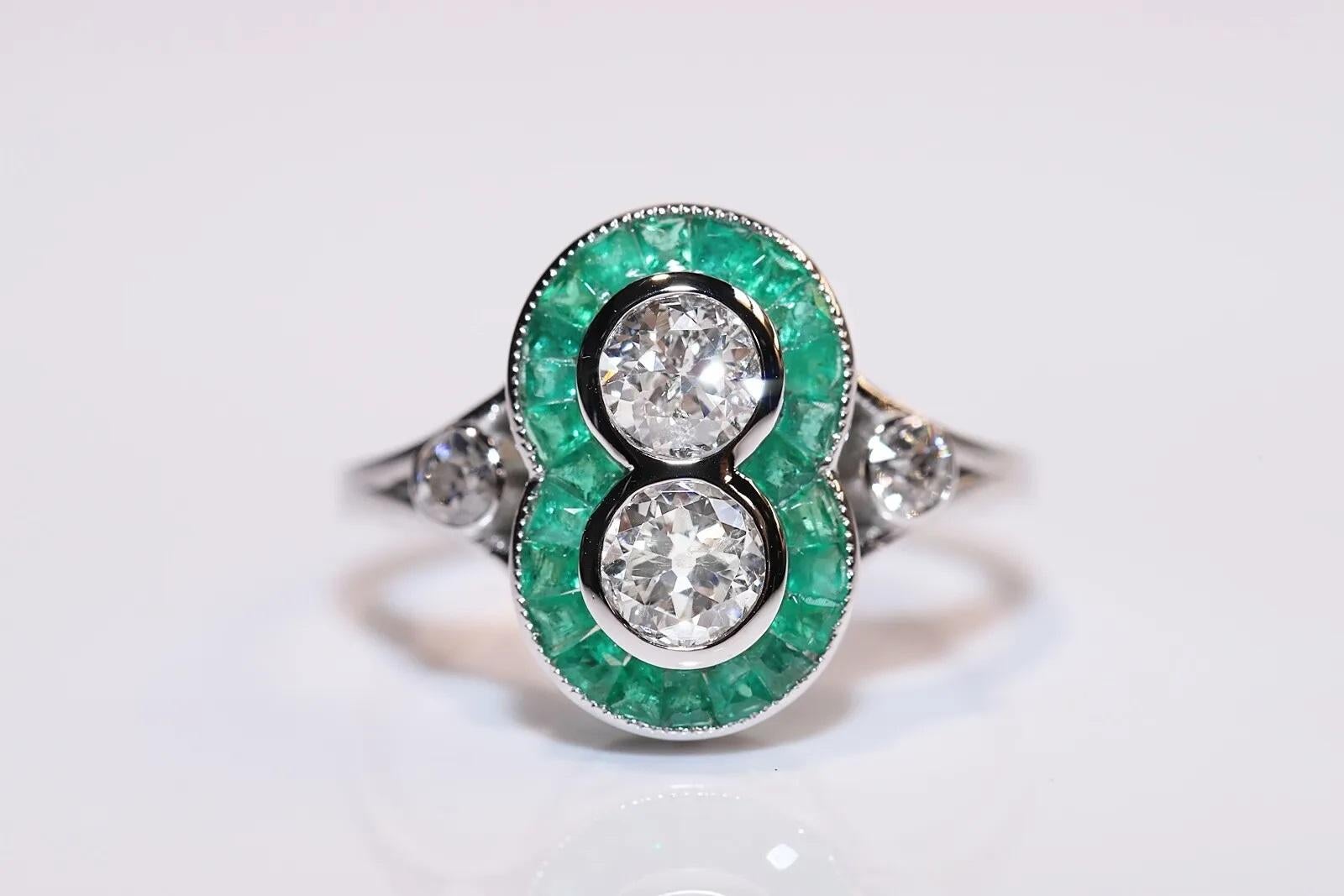 Modern New Made 18k Gold Natural Old Cut Diamond And Caliber Cut Emerald Ring For Sale