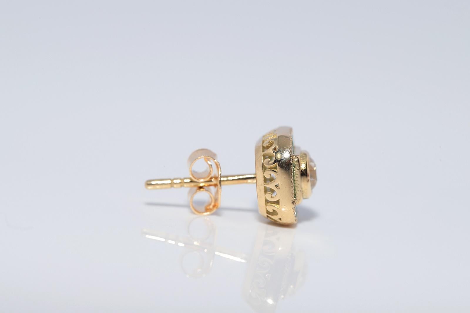 New Made 18k Gold natürlichen alten Schliff Diamant und Smaragd verziert Ohrstecker im Angebot 1