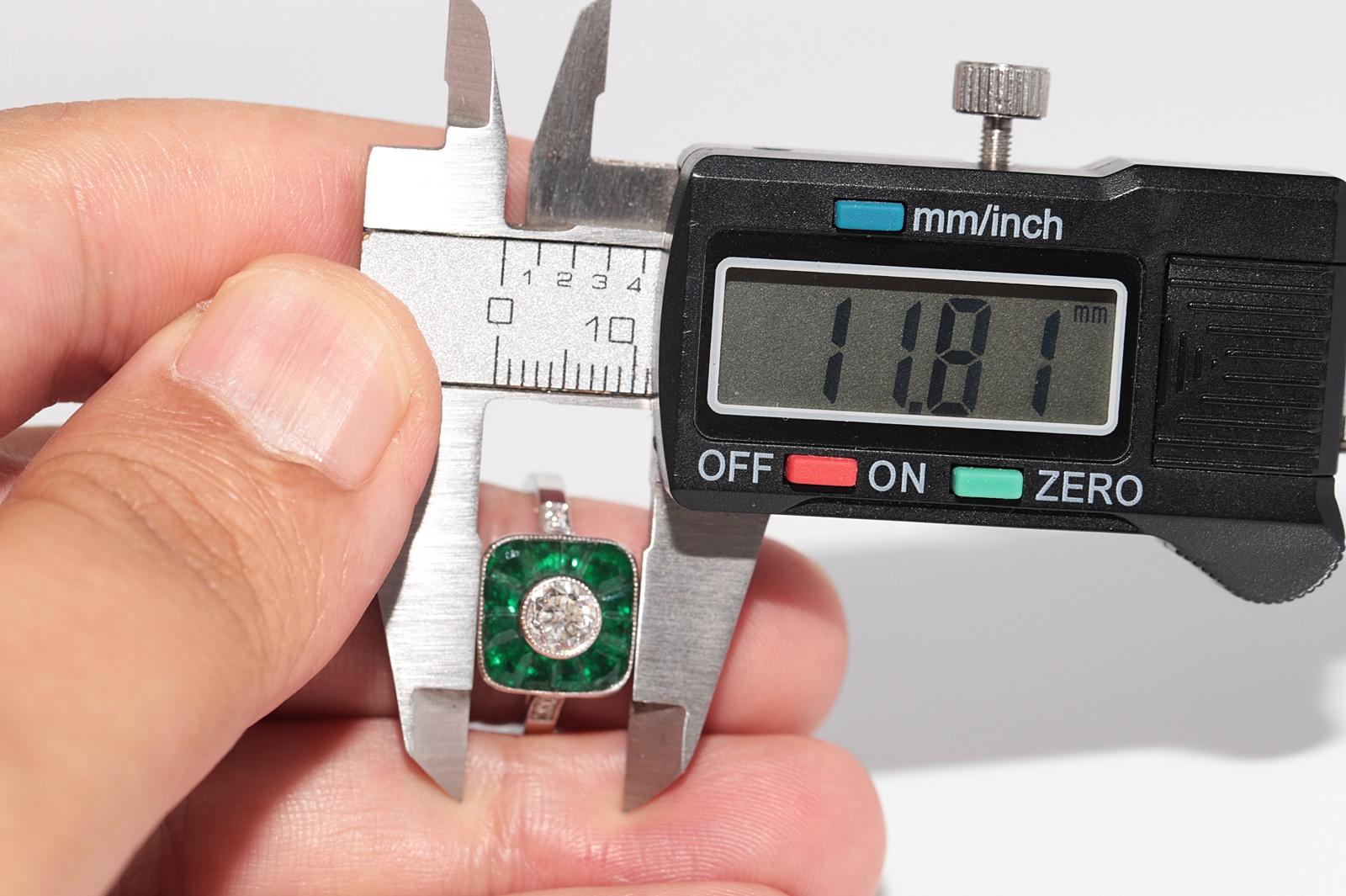 New Made Bague en or 18k diamant naturel taille ancienne et émeraude en vente 5