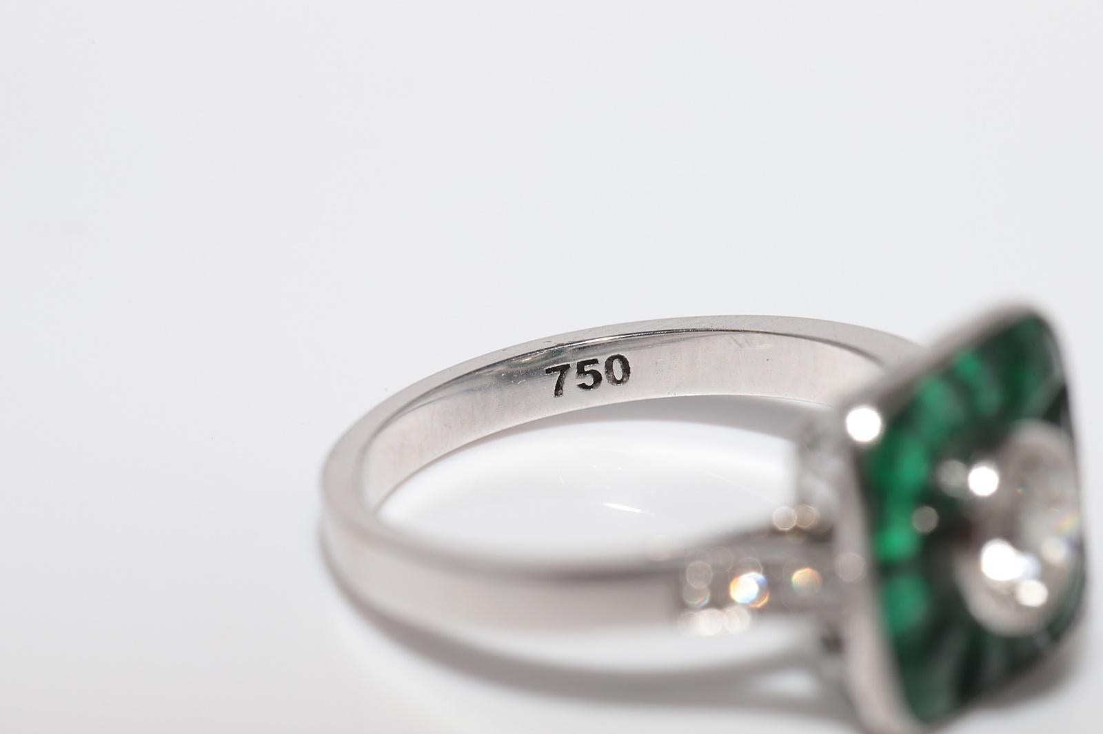 New Made Bague en or 18k diamant naturel taille ancienne et émeraude en vente 3