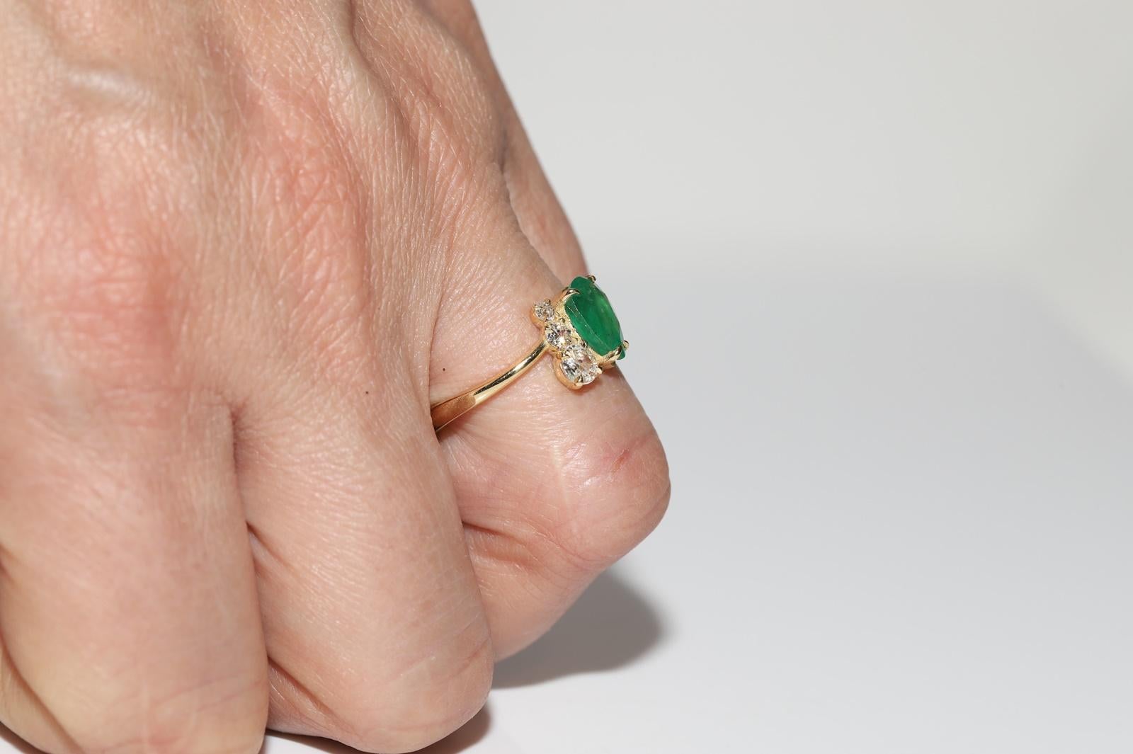 New Made 18k Gold Natural Old Cut Diamond And Pear Cut Emerald Ring  For Sale 8