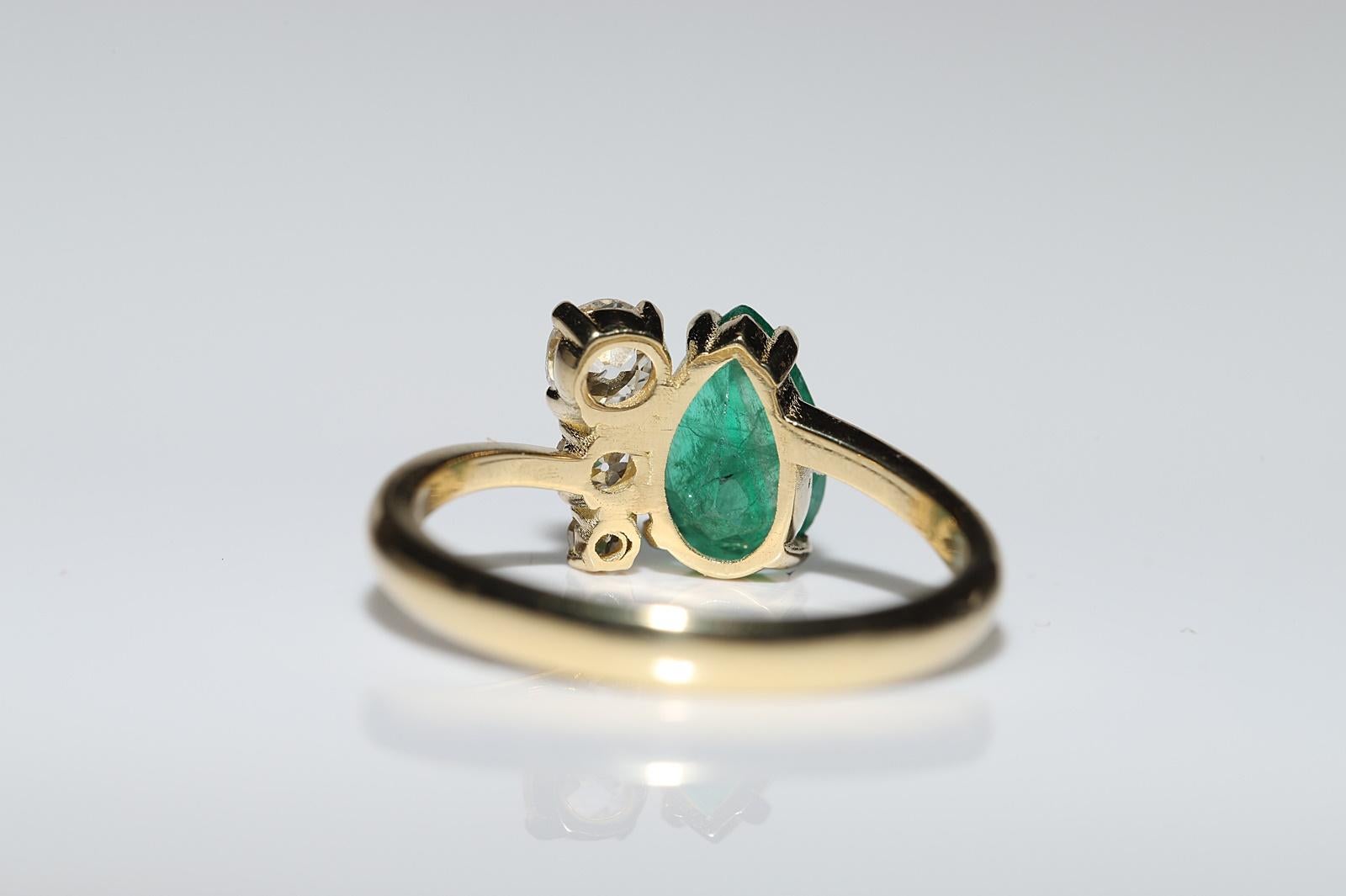 New Made 18k Gold Natural Old Cut Diamond And Pear Cut Emerald Ring  For Sale 3