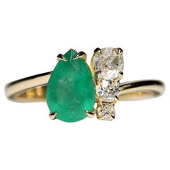 New Made 18k Gold Natural Old Cut Diamond And Pear Cut Emerald Ring 