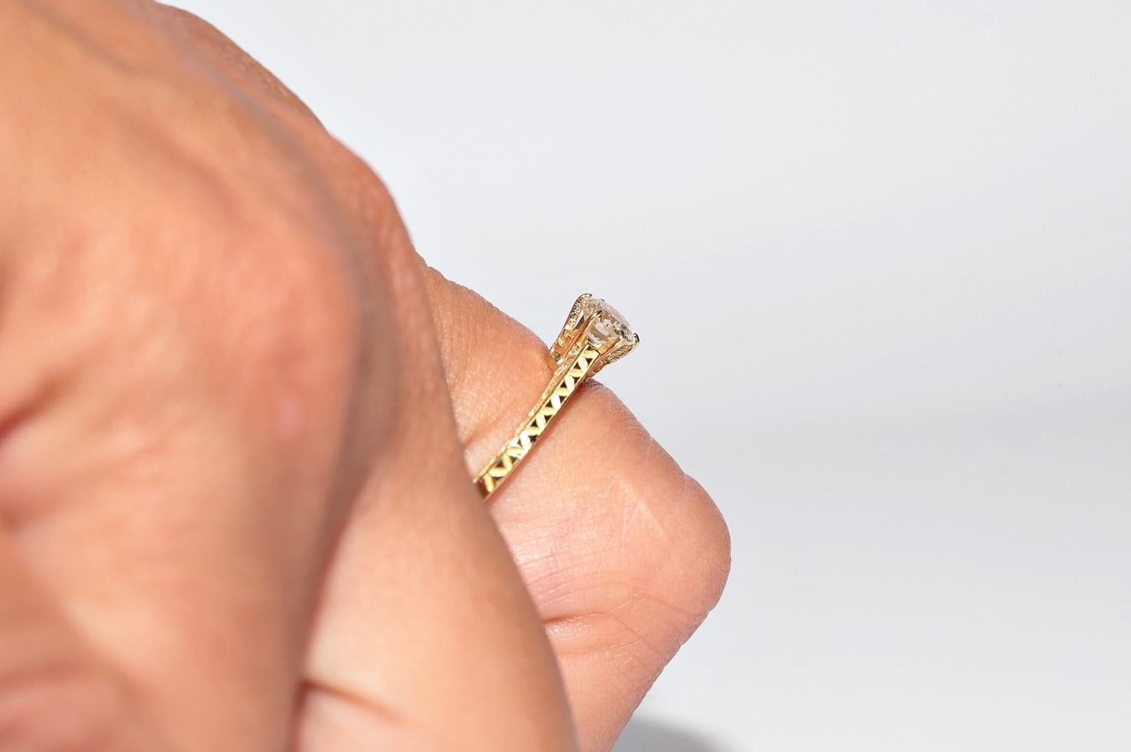 New Made 18k Gold Natural Old Cut Diamond Decorated Solitaire Wedding Ring For Sale 8