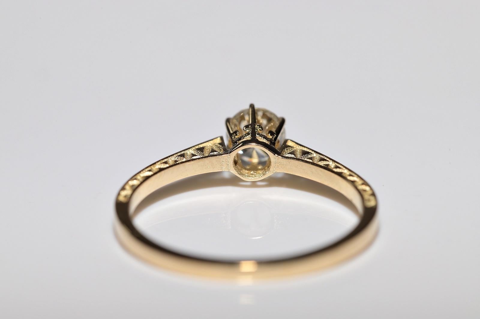 New Made 18k Gold Natural Old Cut Diamond Decorated Solitaire Wedding Ring For Sale 2