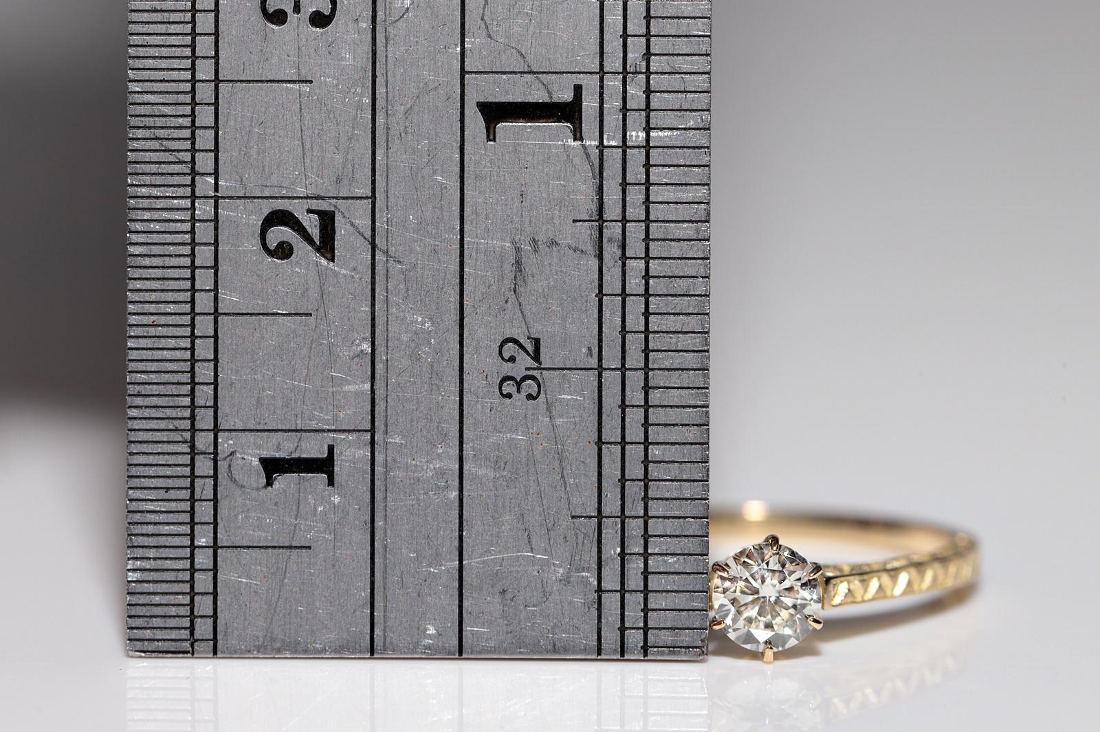 New Made 18k Gold Natural Old Cut Diamond Decorated Solitaire Wedding Ring For Sale 3