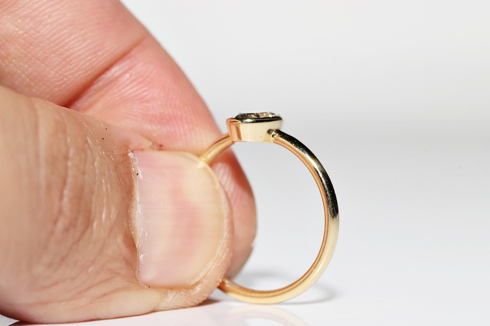 Neu Hergestellt 18k Gold Natürlicher Ovalschliff  Verzierter Solitär-Ring mit Diamant im Angebot 4