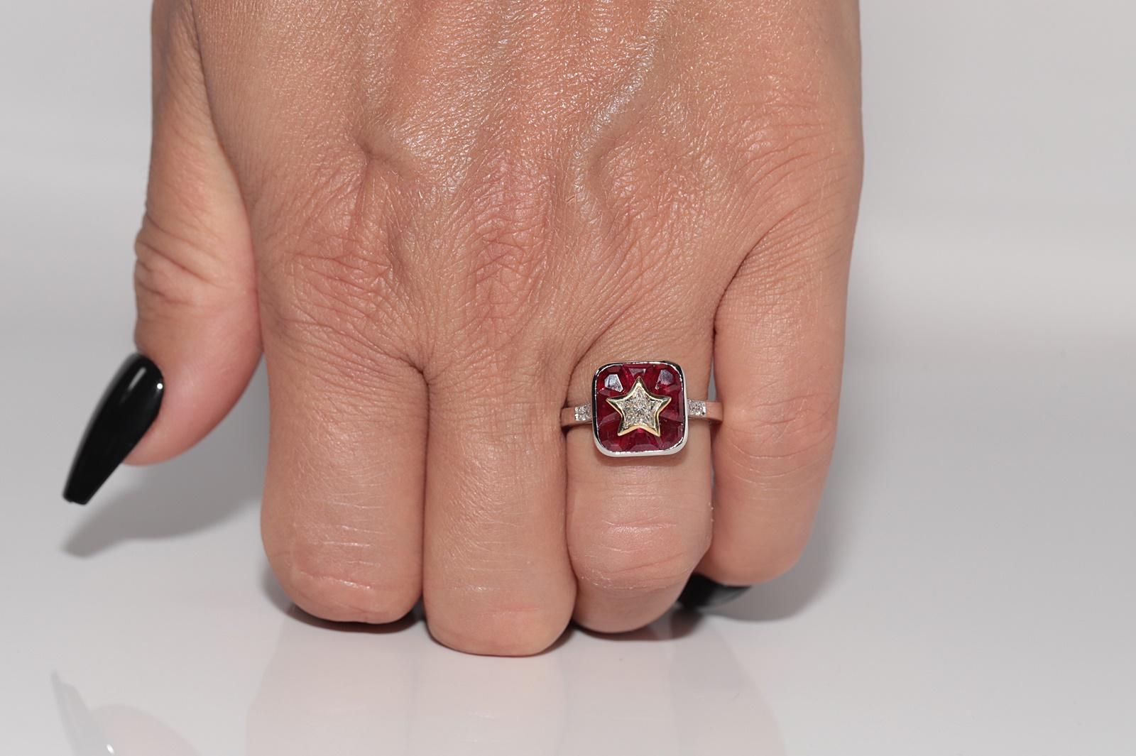 New Made 18k Gold Natural Star Cut Diamond And Baguette Cut Ruby Decorated Ring For Sale 11