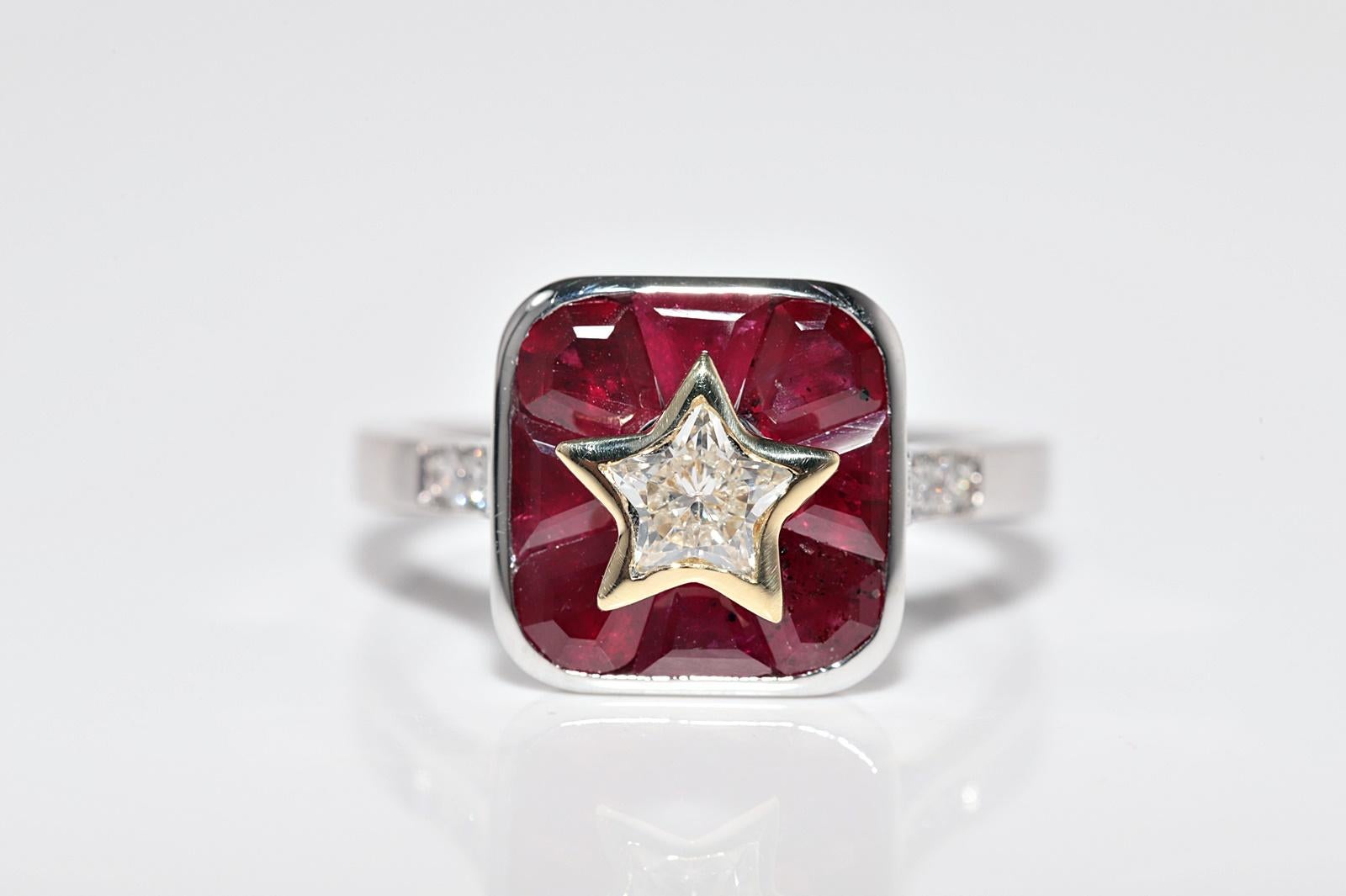 New Made 18k Gold Natural Star Cut Diamond And Baguette Cut Ruby Decorated Ring In Good Condition For Sale In Fatih/İstanbul, 34