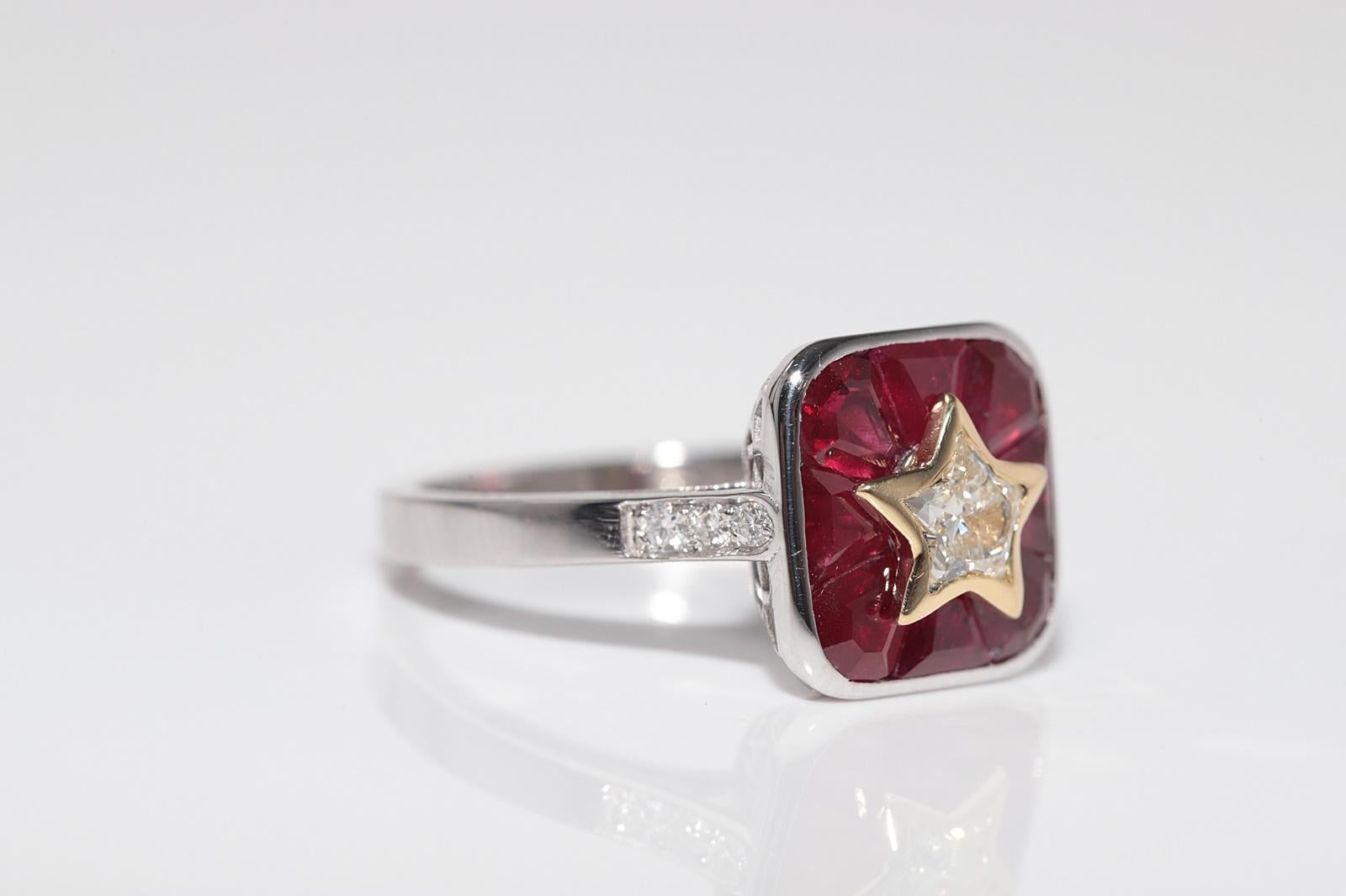Women's New Made 18k Gold Natural Star Cut Diamond And Baguette Cut Ruby Decorated Ring For Sale