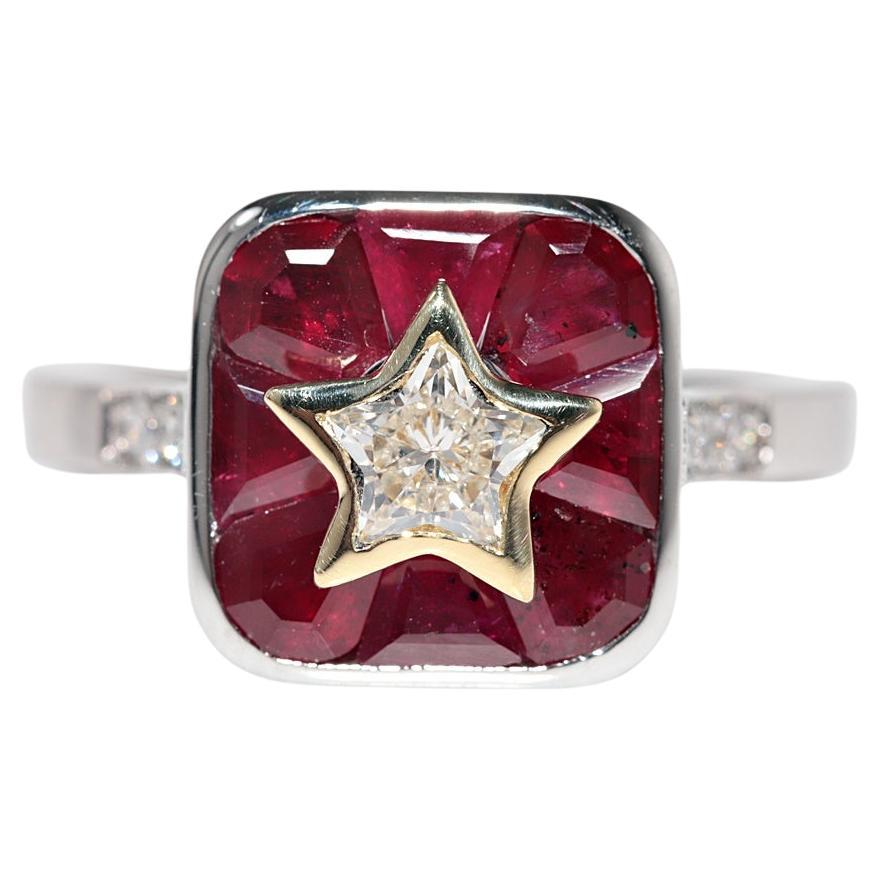New Made 18k Gold Natural Star Cut Diamond And Baguette Cut Ruby Decorated Ring For Sale