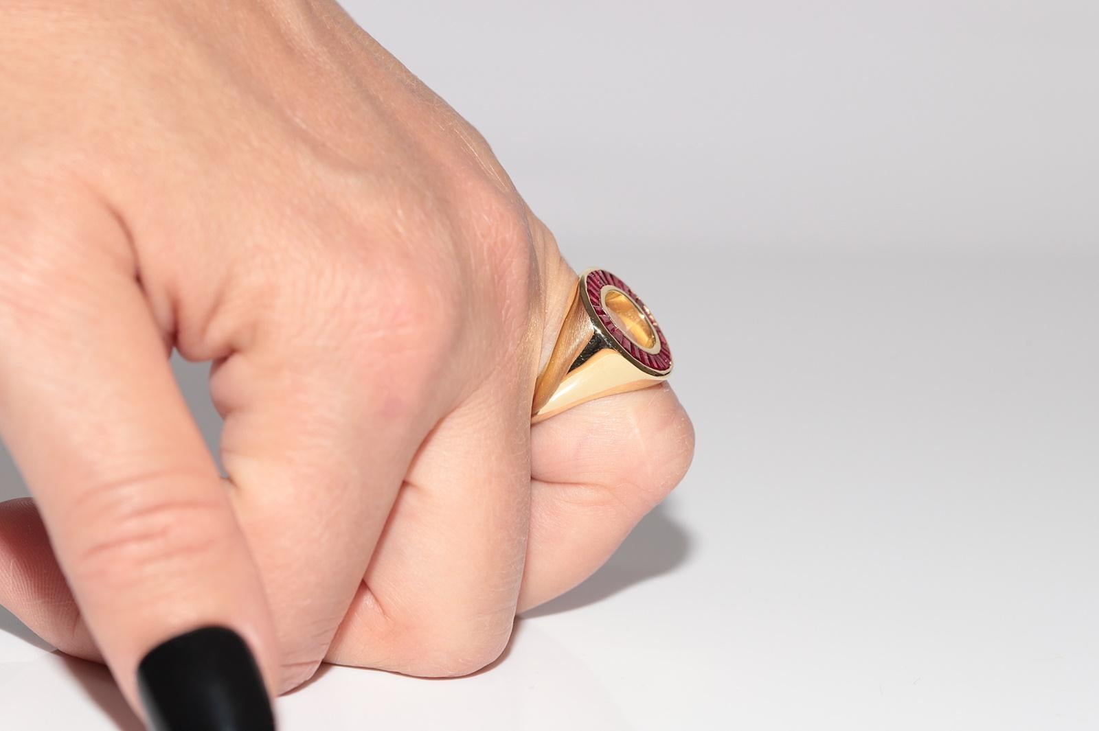 New Made 18k Gold natürlichen konischen Schliff Rubin dekoriert Runde  Ring im Angebot 11