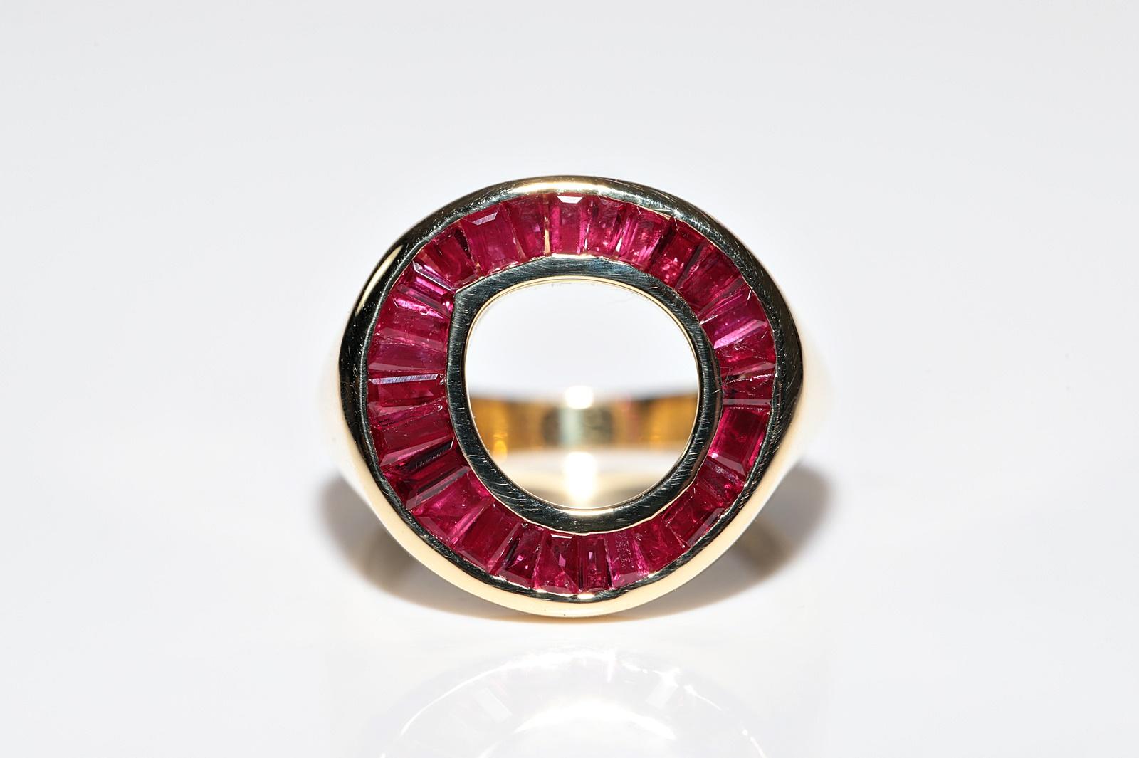 New Made 18k Gold natürlichen konischen Schliff Rubin dekoriert Runde  Ring im Zustand „Neu“ im Angebot in Fatih/İstanbul, 34