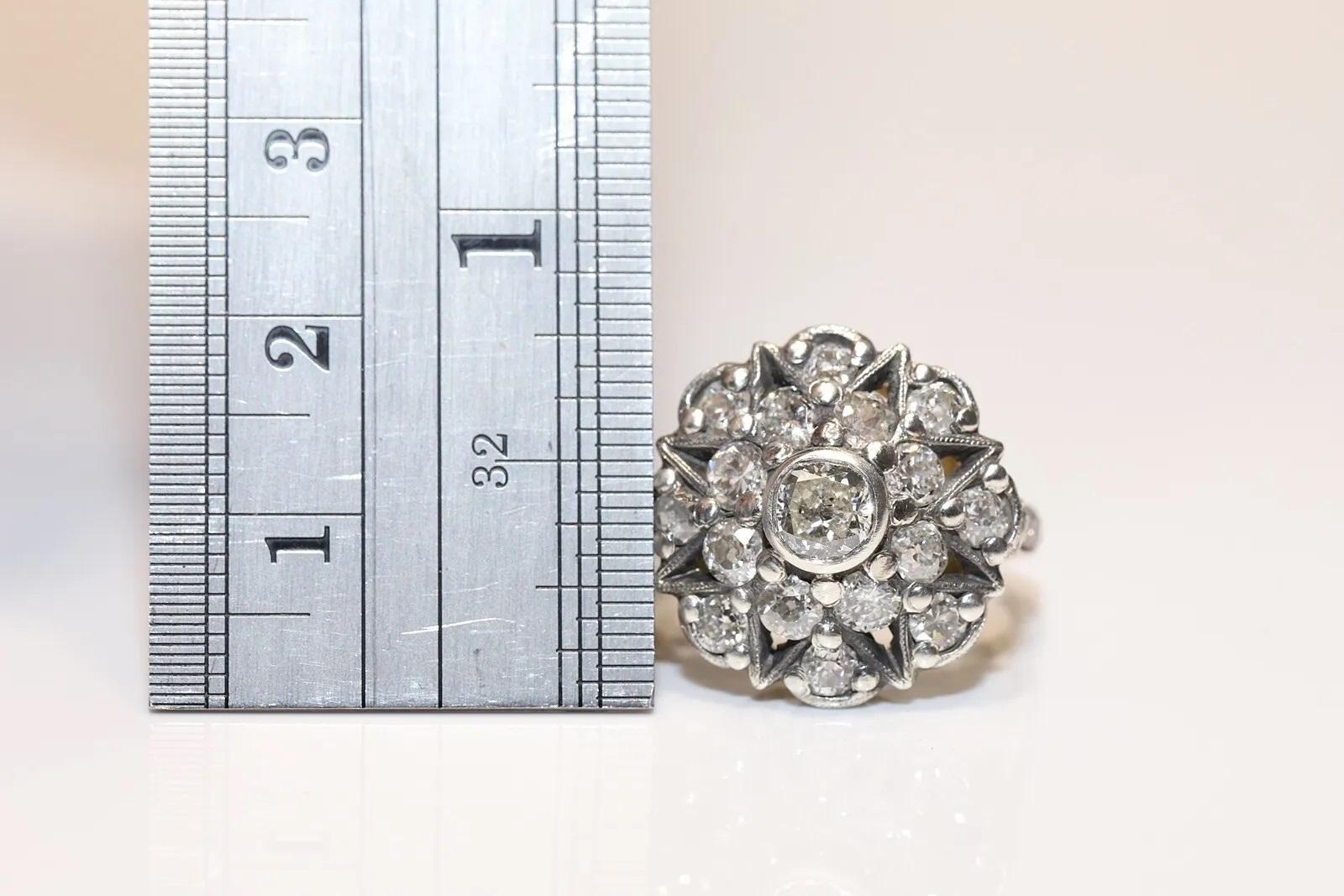 Neuer handgefertigter 18 Karat Gold Top Silber handgefertigter natürlicher Diamant-Dekorierter Ring im Angebot 4