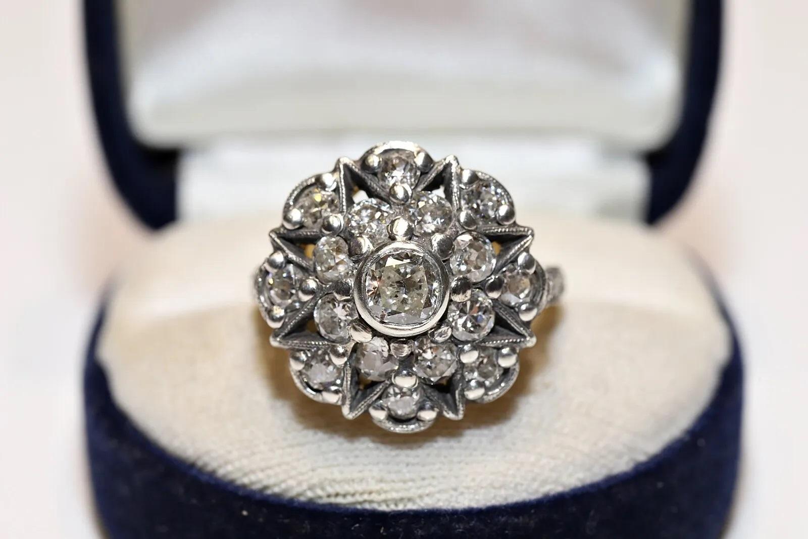 Neuer handgefertigter 18 Karat Gold Top Silber handgefertigter natürlicher Diamant-Dekorierter Ring im Angebot 5
